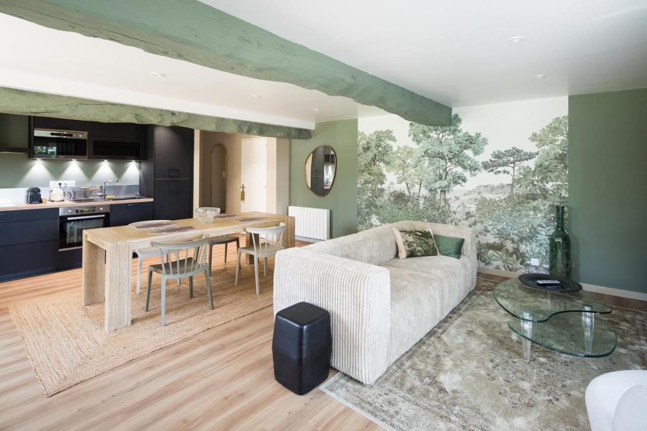 Manoir Du Vau D Arz Gites Et Chambres D Hotes Avec Piscine Malansac Dış mekan fotoğraf